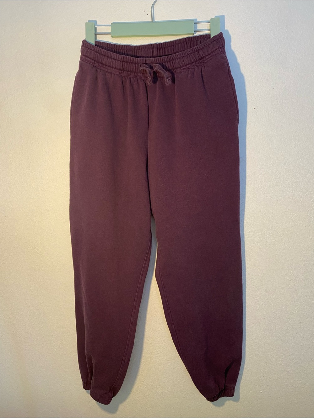 Richer poorer women’s size small purple sweatpants
